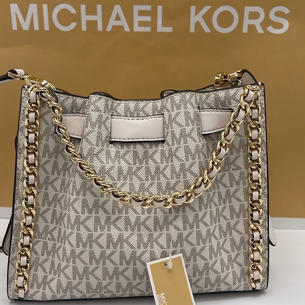 Michael Kors MINA Sm MINI Belted Chain Shoulder Crossbody Bag
Light Cream Multi - Picture 6 of 16